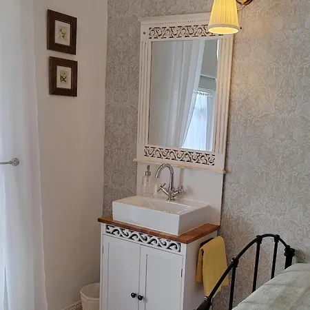 Puddle Duck Lodge - Adults Only Bowness-on-Windermere Room photo