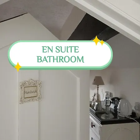 Puddle Duck Lodge - Adults Only Bowness-on-Windermere Room photo