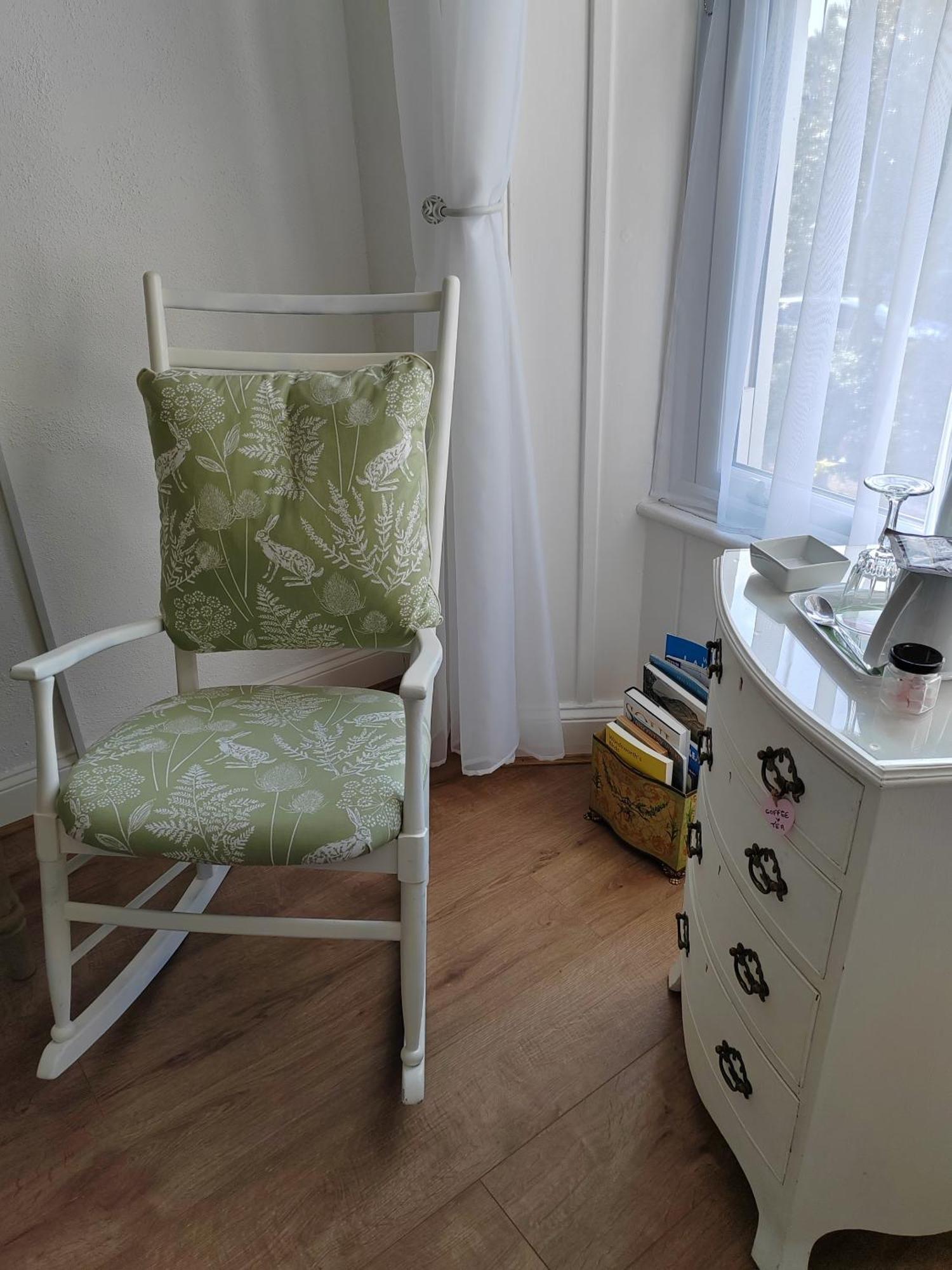Puddle Duck - Adults Only 4*